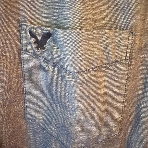 American Eagle Mens Officewear Button Down Chambray Blue Large Classic Fit Shirt - Picture 3 of 7